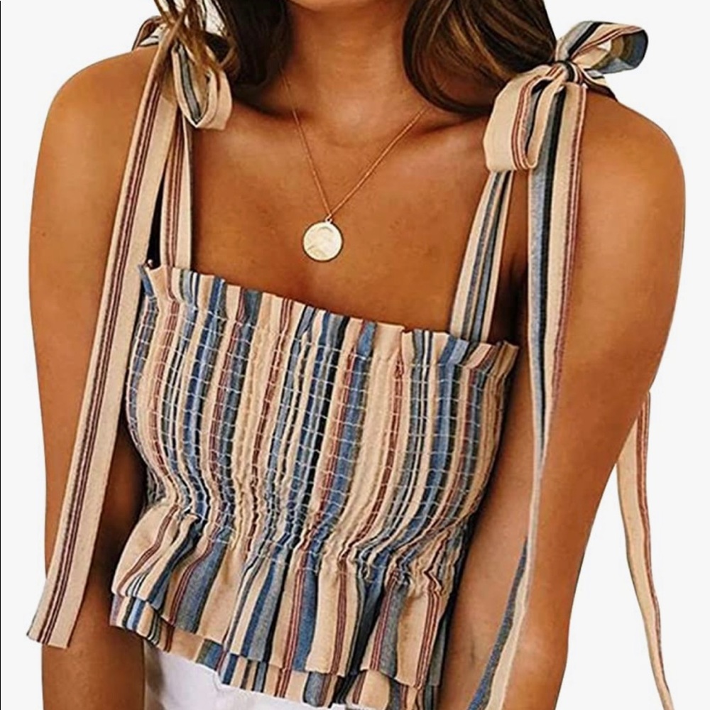 Smocked tie-shoulder straps cropped top